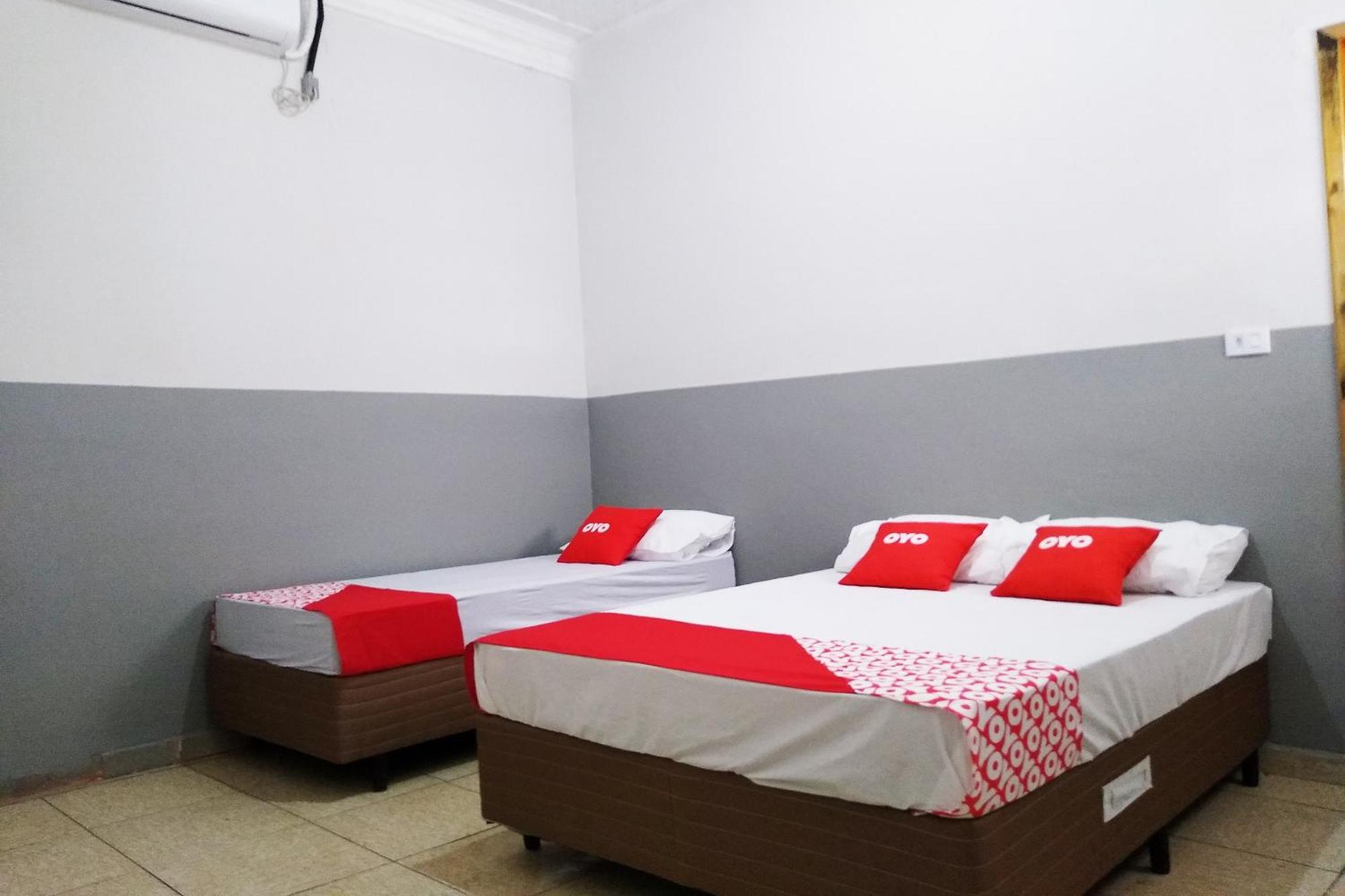 Oyo Hotel Bras Сао Паоло Екстериор снимка