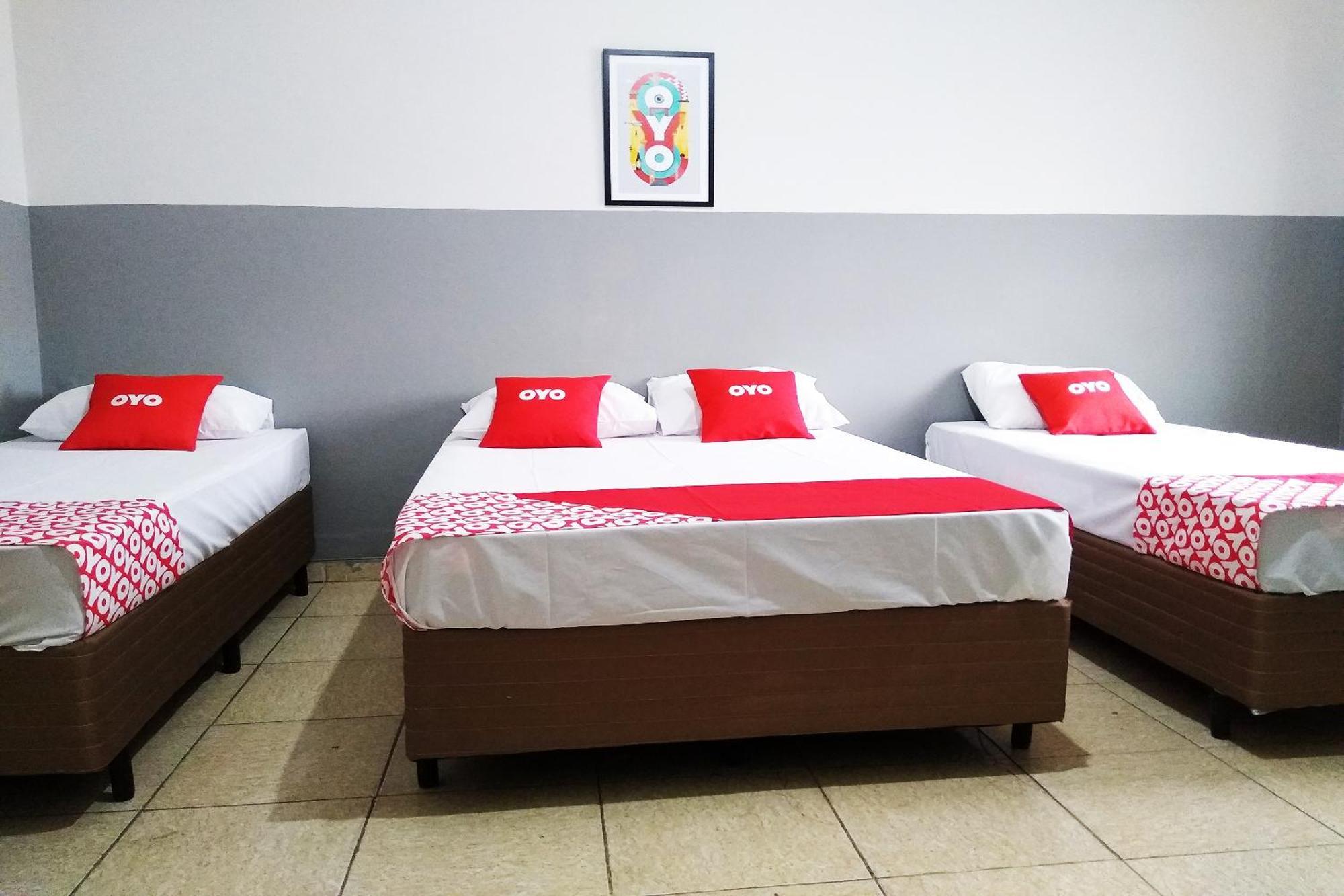 Oyo Hotel Bras Сао Паоло Екстериор снимка