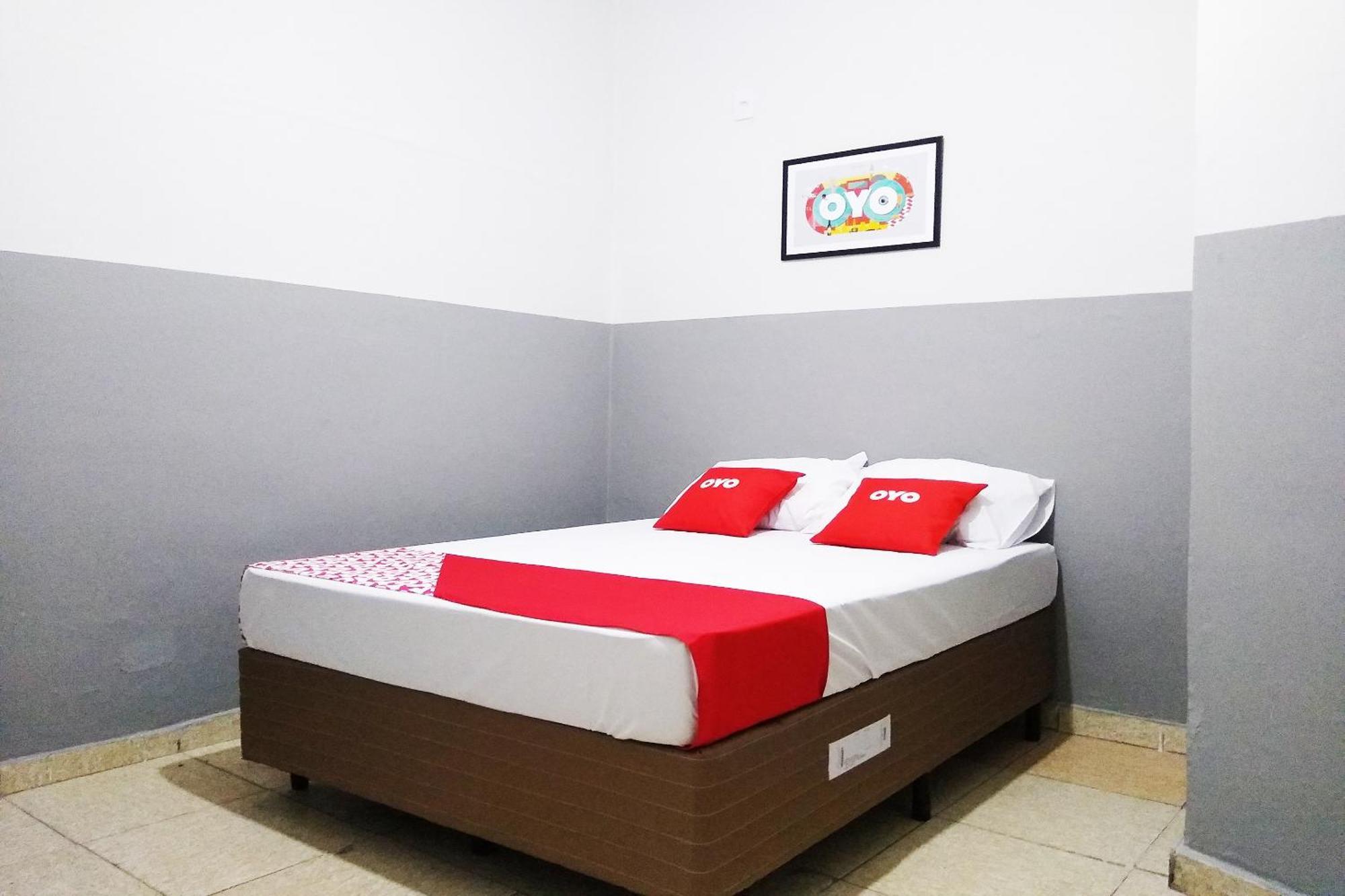Oyo Hotel Bras Сао Паоло Екстериор снимка